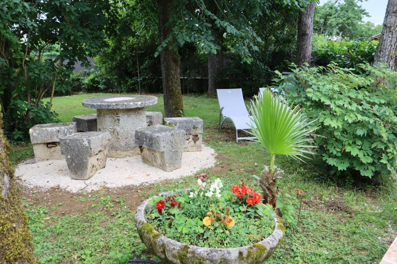 Gite Ladeveze Nérac Buitenkant foto
